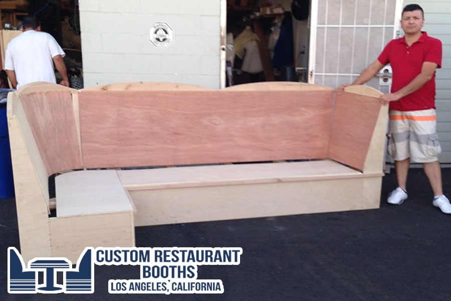 Custom Restaurant Booths – Lester Furniture